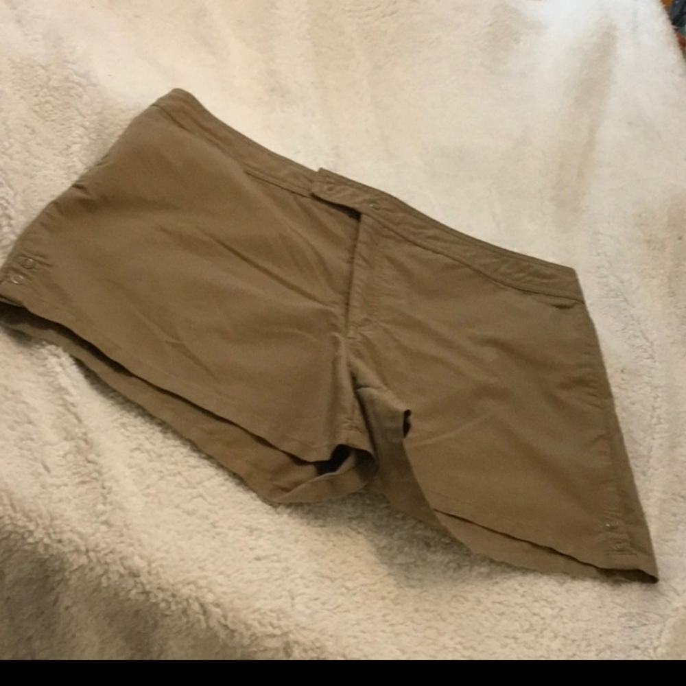 GAP Khaki Shorts sz 14 EUC